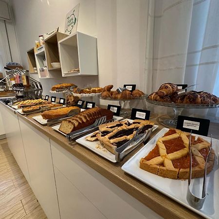 Hotel Ravello Adults Only Ріміні Екстер'єр фото